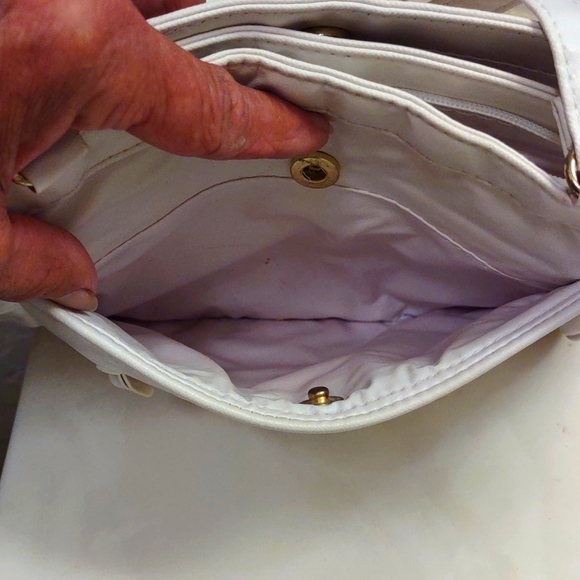 Purse - Picture 5 of 6